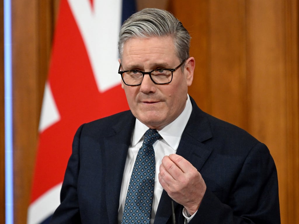 Adakah gabungan 40 negara Starmer boleh buka Selat Hormuz?