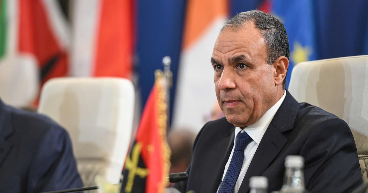 Meski jadi penengah antara AS dan Iran untuk mengakhiri perang