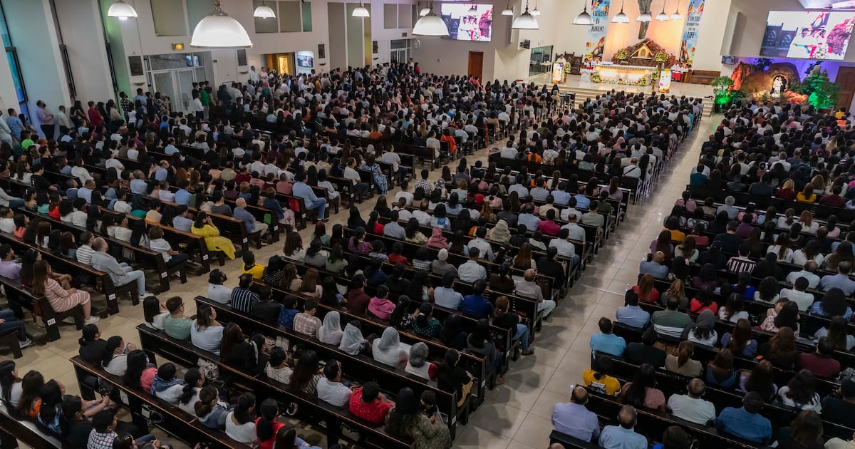 إعادة فتح كنائس دبي مع تطبيق قواعد سلامة صارمة