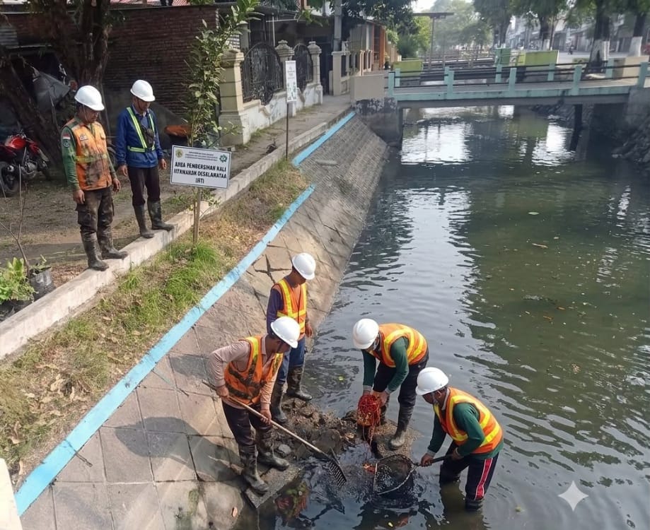 PG Djombang Baru Dukung Muktamar ke-35 NU dengan Aksi Sosial