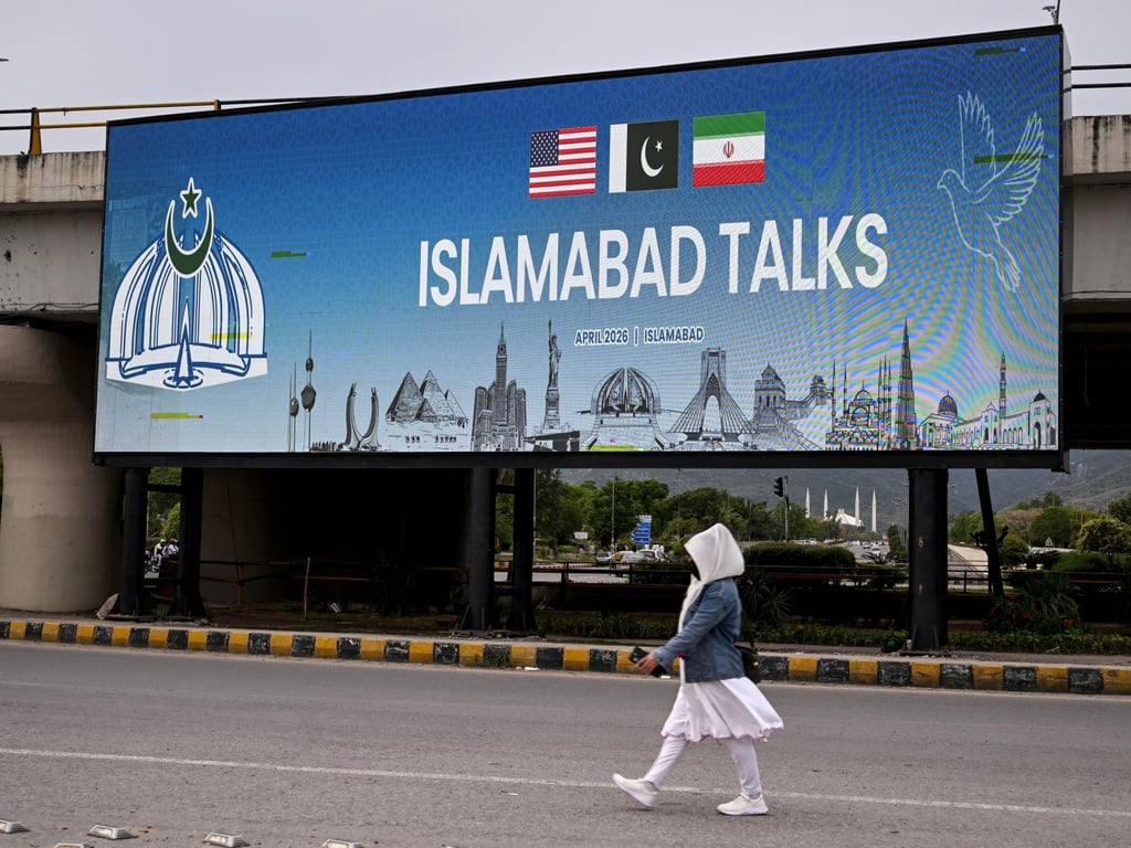 Pakistan Scrambles as US-Iran Ceasefire Falters