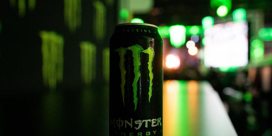 Hvor meget koffein er der i en Monster?