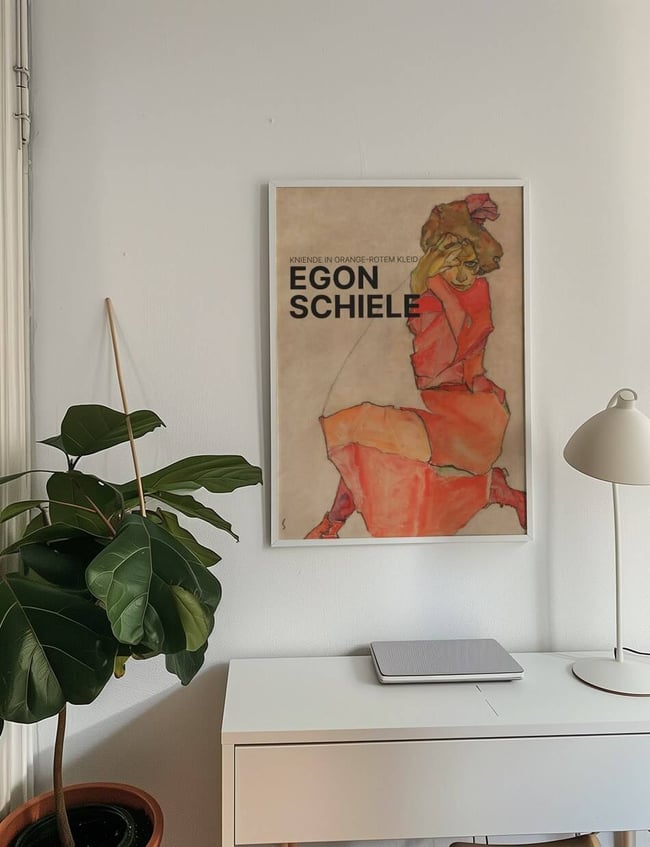 Kniende in orange-rotem Kleid - Egon Schiele
