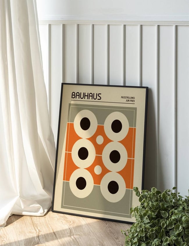 Form Frequency - Bauhaus