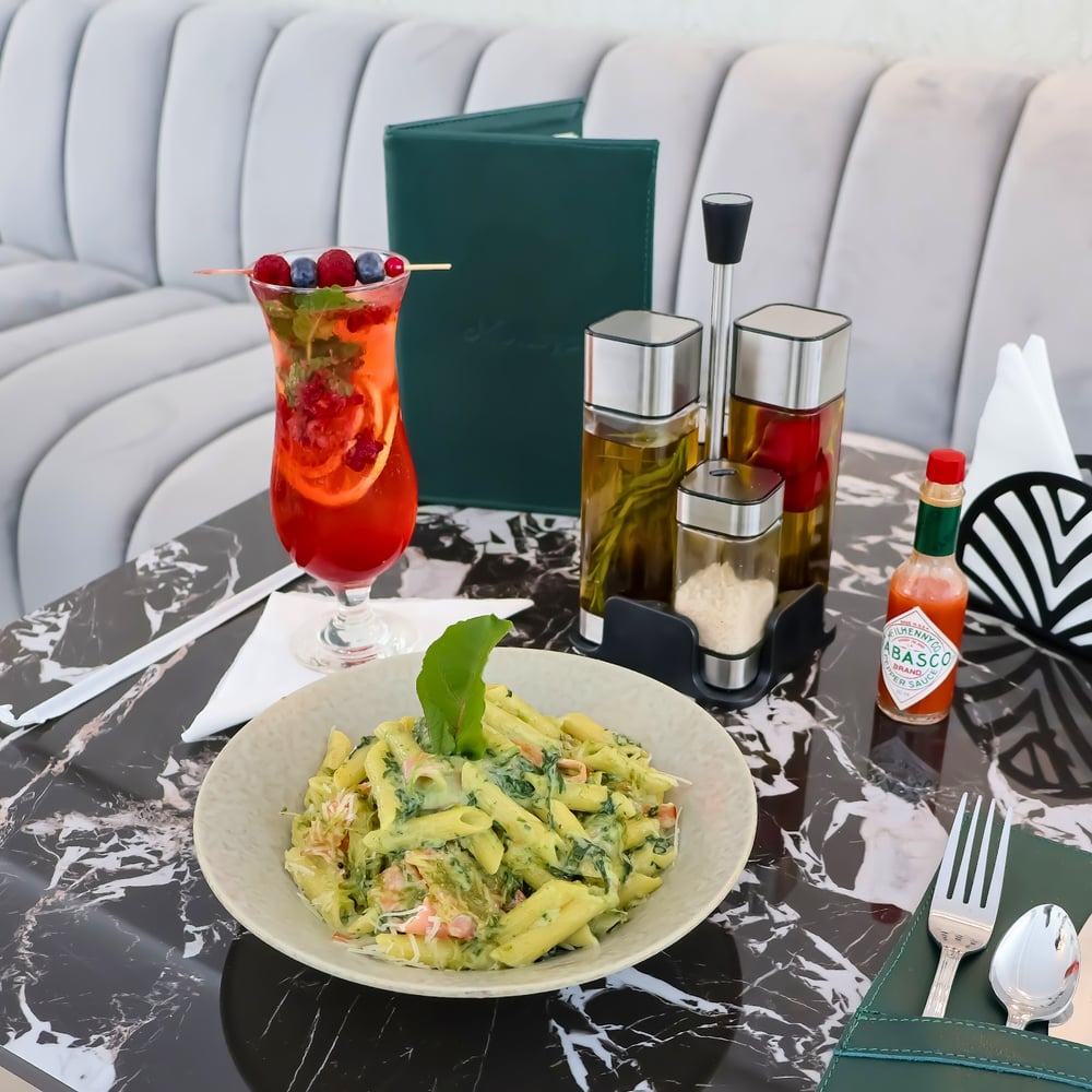 Monty's Cafe & Restaurant