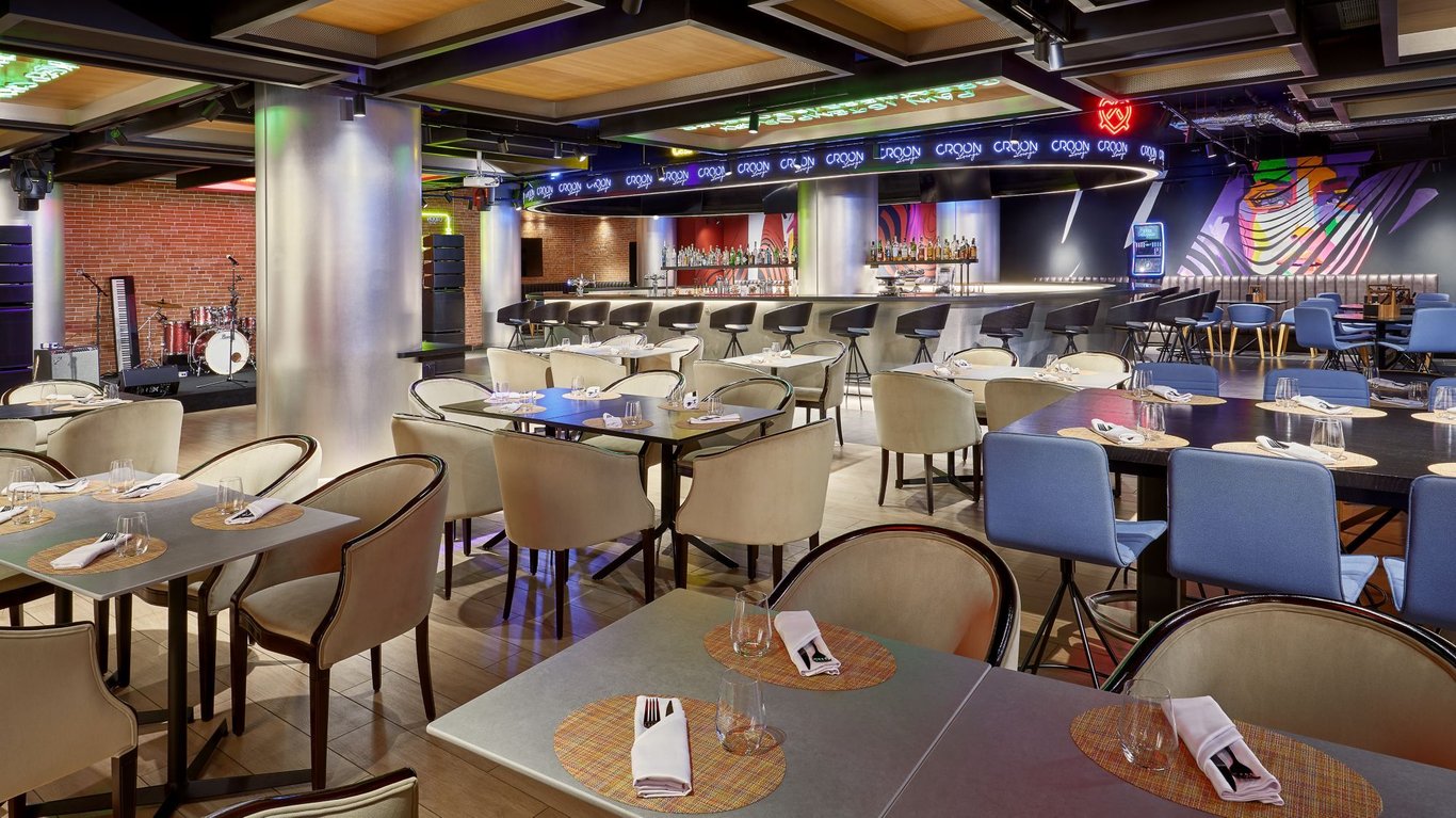 Croon Lounge