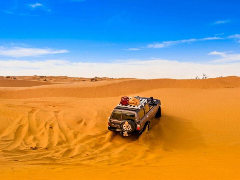 الجولة الكبرى إلى إيمليلي والكثيب الأبيض بسيارة رباعية الدفع في الداخلة