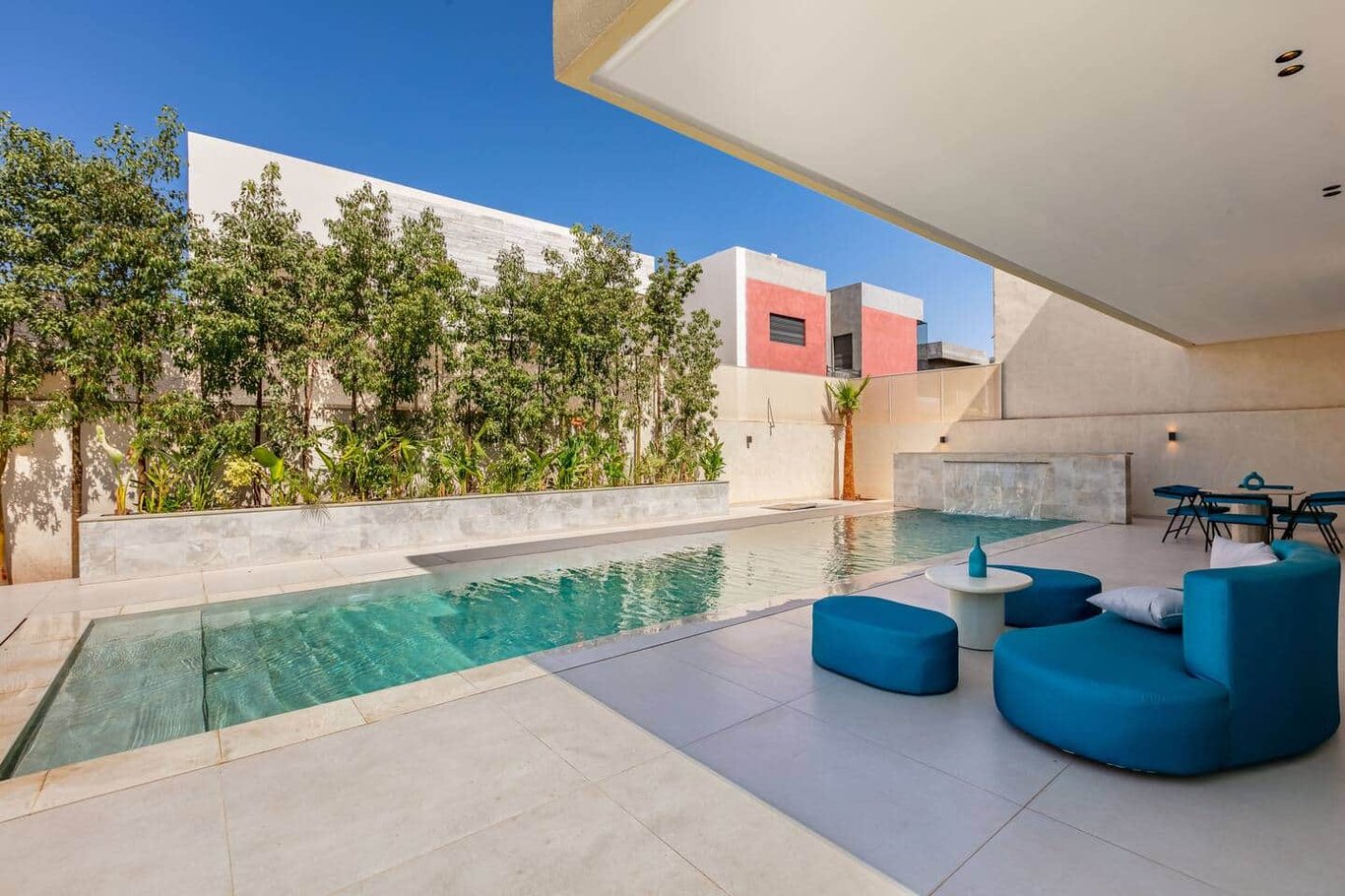Villa Aura