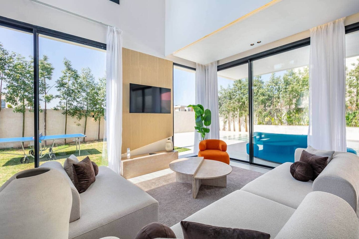 Villa Aura