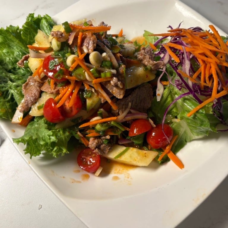 17. Yum Neua (Beef Salad)
