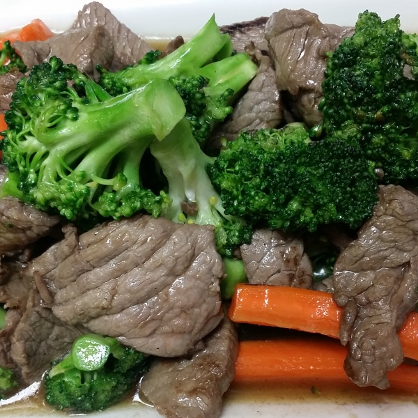 B2. BEEF BROCCOLI/CHICKEN BROCCOLI Image