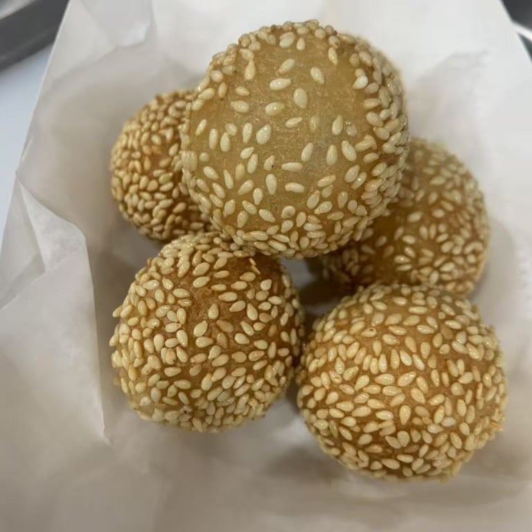 红豆芝麻球 Red Bean Sesame Ball (6pc)