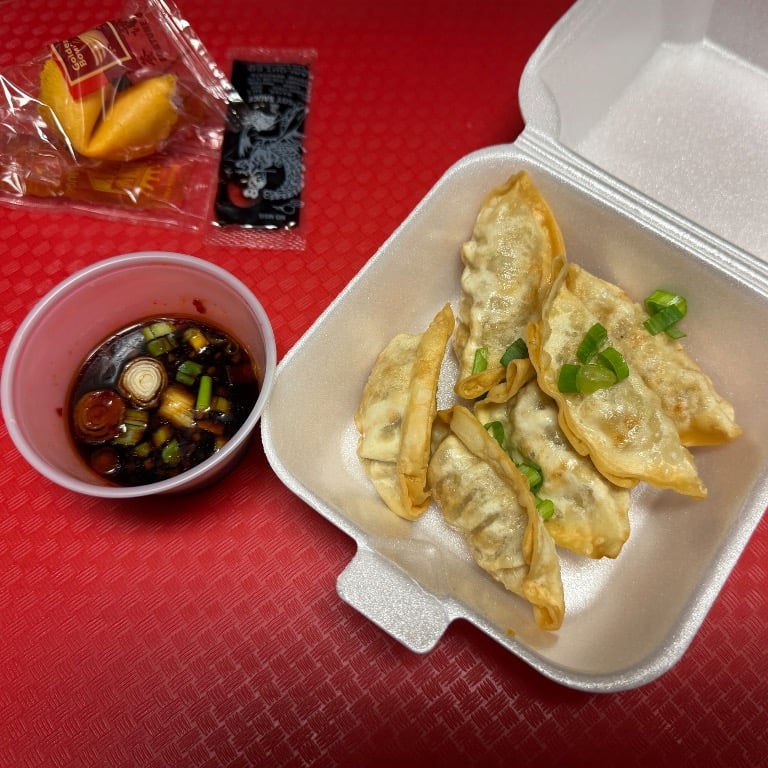 8. Beef Sticks (4) 牛串