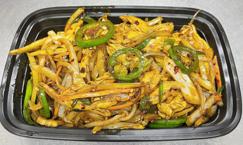 C5. 墨西哥椒鸡 <br> 할라피뇨 치킨 <br> Jalapeno Chicken