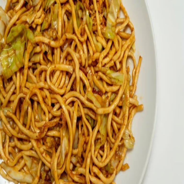 8. Vegetable Lo Mein