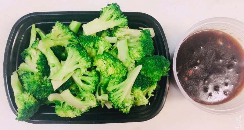 H 6. 水煮芥兰 Steamed Broccoli