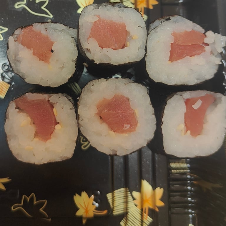 29. Tuna Roll