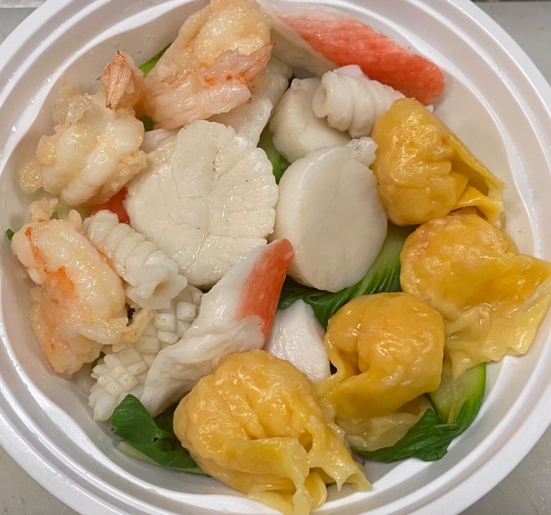 海鲜虾云吞汤面 Seafood Shrimp Wonton Noodle Soup