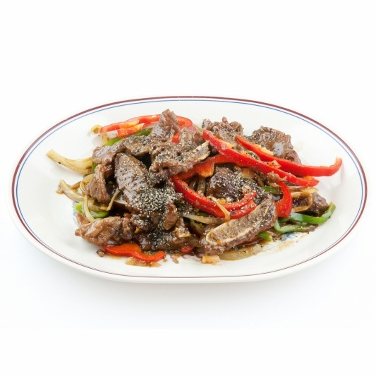 Spicy Beef Short Ribs on a Sizzling Plate, Thai Style