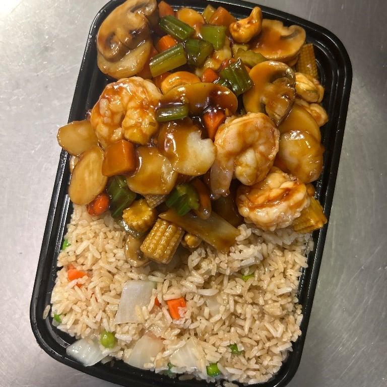 C 腰果虾<br>C15. Shrimp w. Cashew Nuts