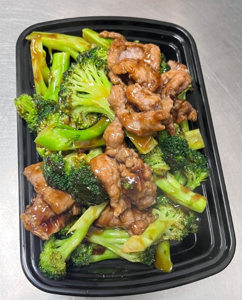 C9. Beef w. Broccoli