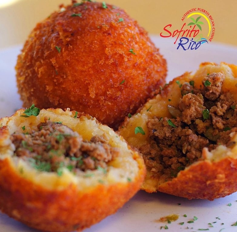 Sofrito Rico Authentic Puerto Rican Cuisine | Goya Pineapple Soda | Drinks