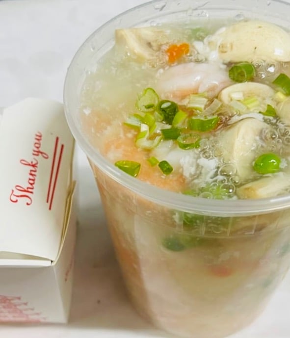 85. Shrimp w. Lobster Sauce