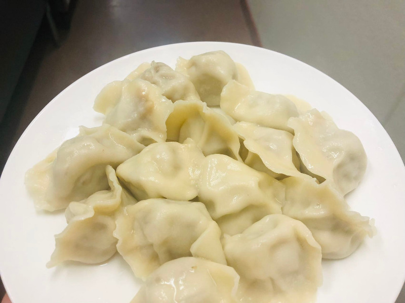 Pickled Cabbage & Pork Dumplings 酸菜猪肉饺子