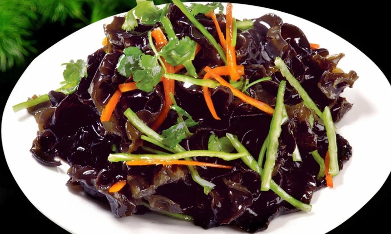 Chinese Wood Ear Mushroom Salad