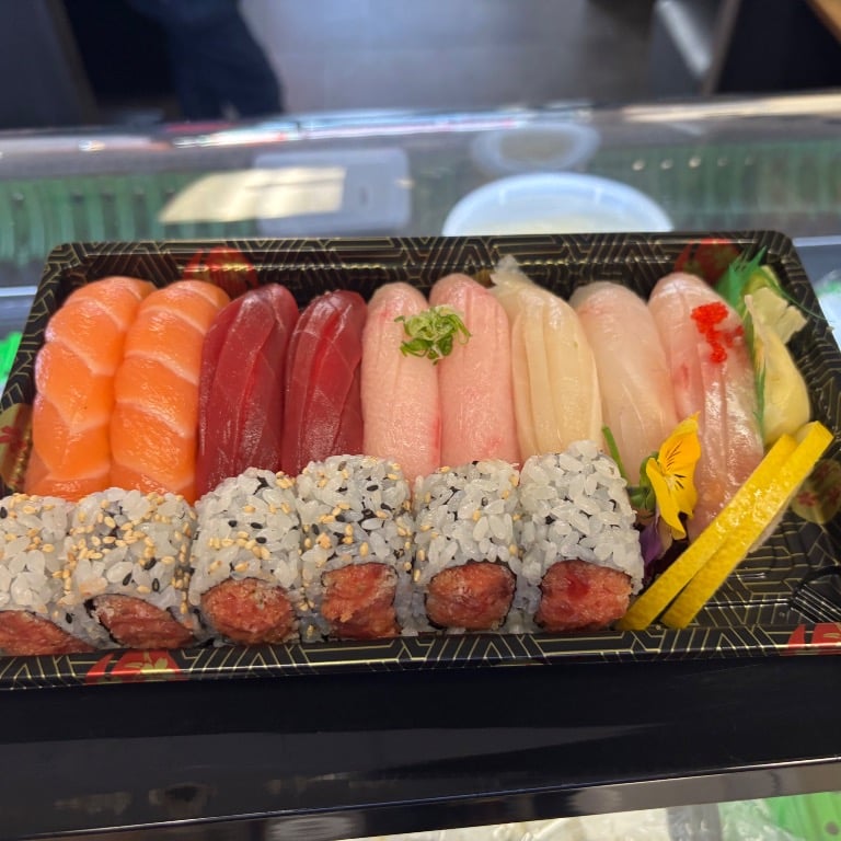 Sushi Deluxe