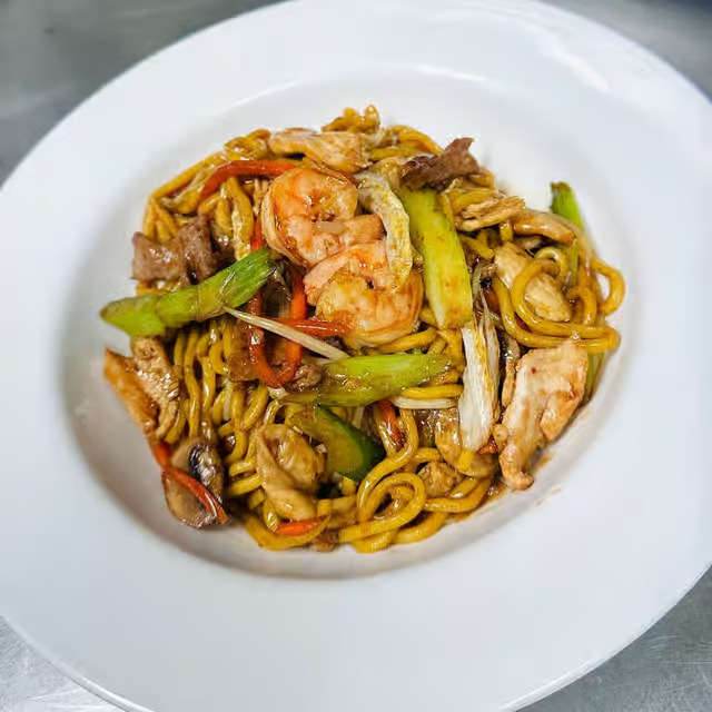 Lomein Noodles