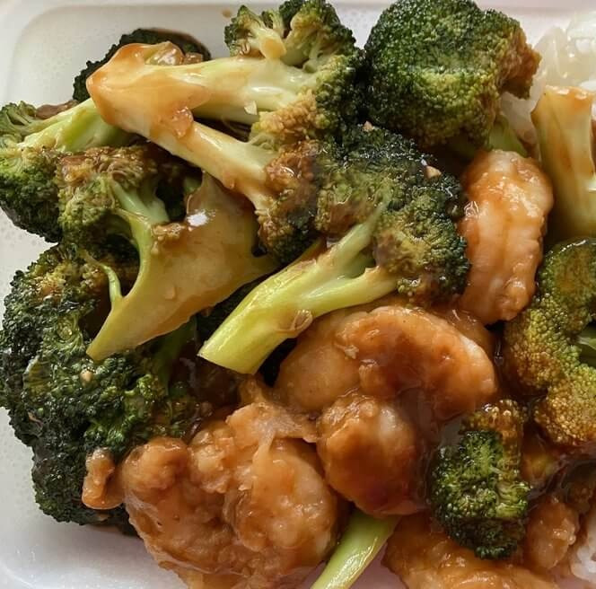 Shrimp with Broccoli Image