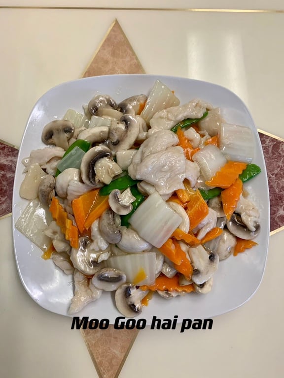 69. Moo Goo Gai Pan