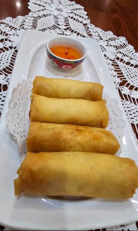 Crispy Spring Rolls (4 pcs)