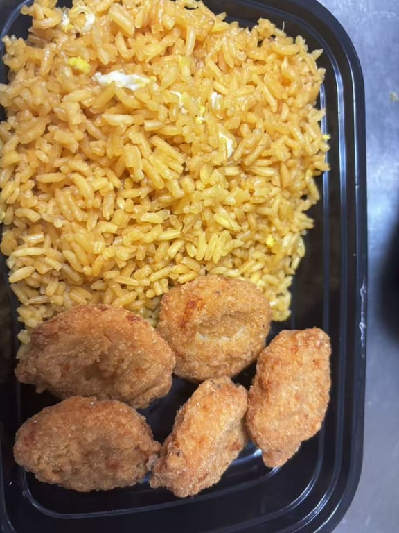 K5.  Chicken Nuggests (5) with Fried Rice