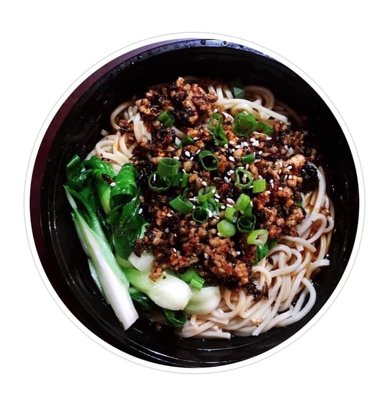 担担面 (肉末) Dan Dan Noodle (with Broth, ground pork))