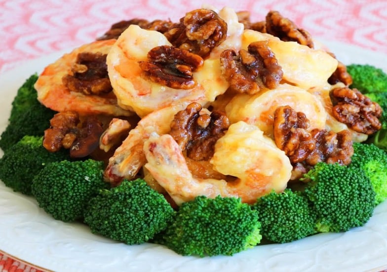 C 9. Crispy Shrimp w. Walnuts