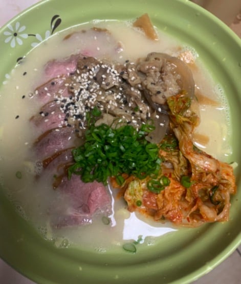 R5. Beef Kimchi Ramen