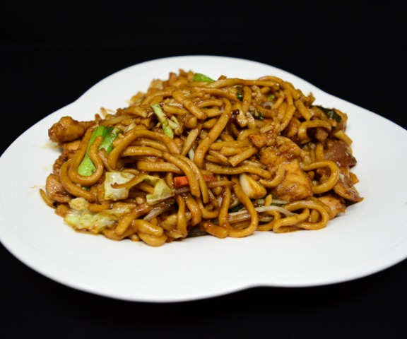 117. Mi Xao Ga / Chicken Chow Mein