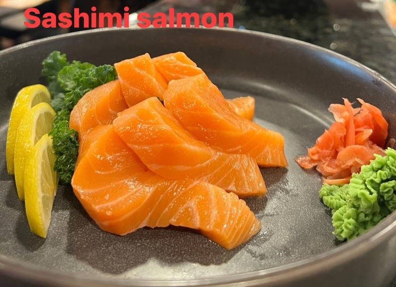 Salmon Sashimi (3 pcs)