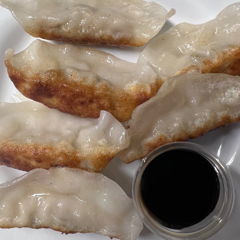 A8. 饺子<br>Gyoza (6)