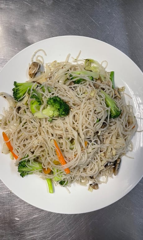 35. Vegetable Rice Noodle