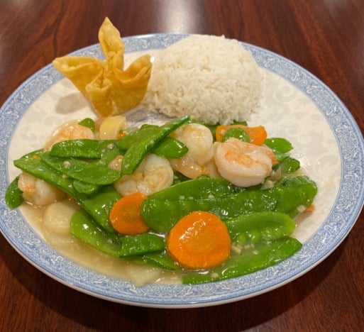 L28. Shrimp with Snow Peas