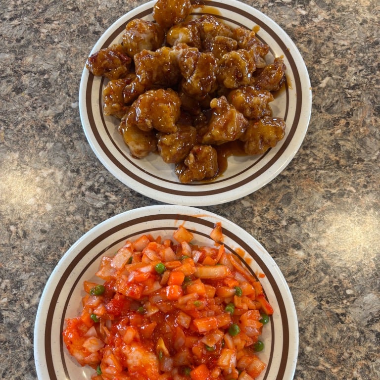 S 5. 干烧虾小左宗鸡小 Dragon & Phoenix Hunan Style