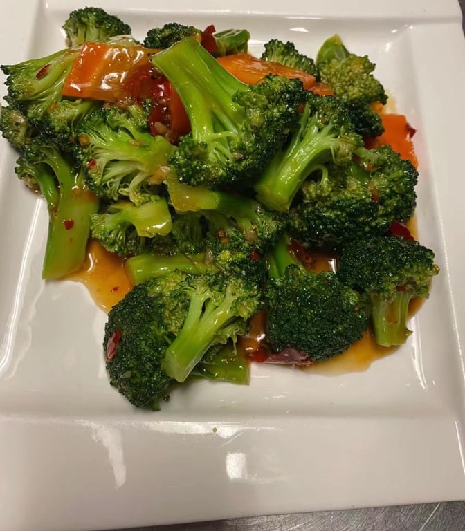 V1. Broccoli with Garlic Sauce