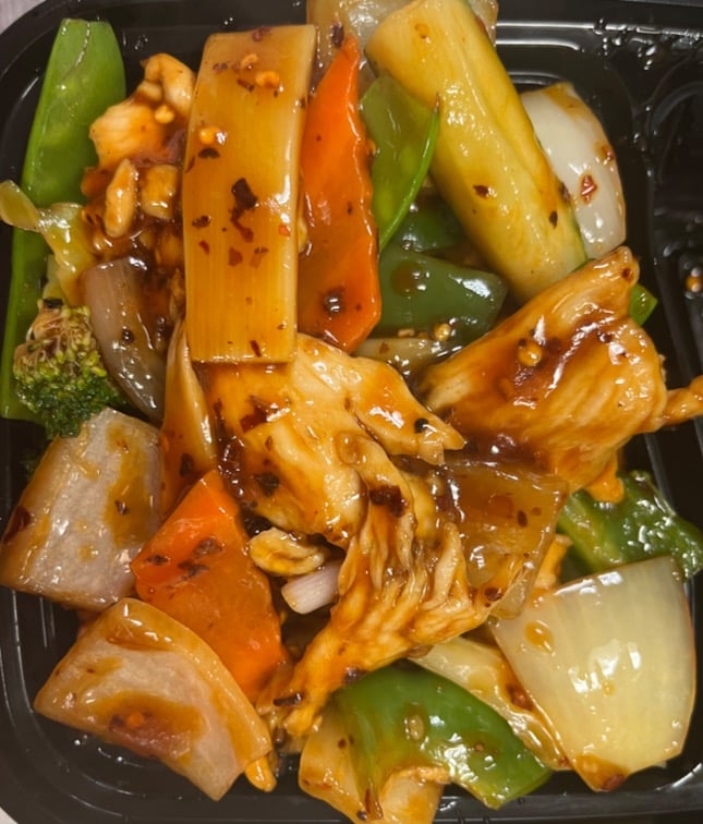 C6. Chicken with Garlic Sauce 鱼香鸡