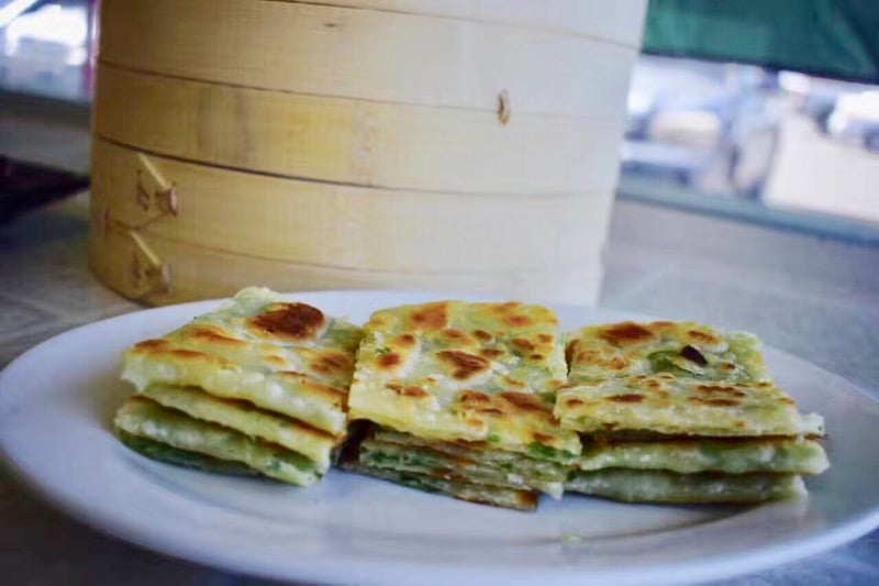 14. 秘制葱油饼 Green Onion Pancake