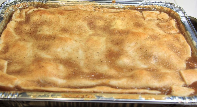 Hot Stuff Sadie Peach Cobbler Pan