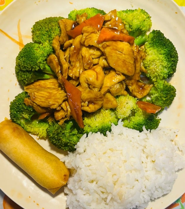 L4. Chicken with Broccoli 芥兰鸡
