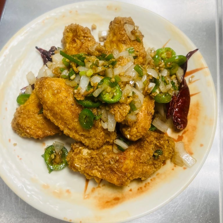 Salt & Pepper Wings (6)
